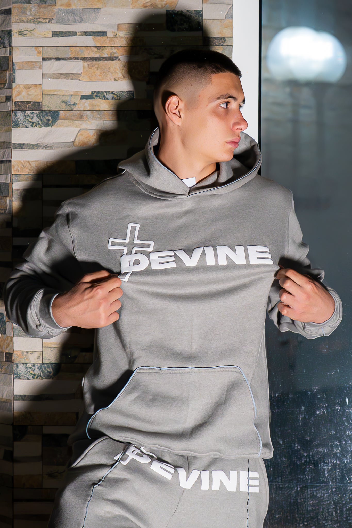 DEVINE Tracksuit "FIRST LIGHT"