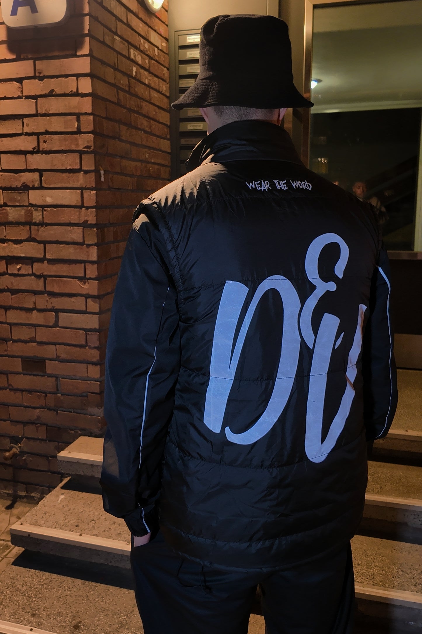 DEVINE Reversible vest "FIRST LIGHT"